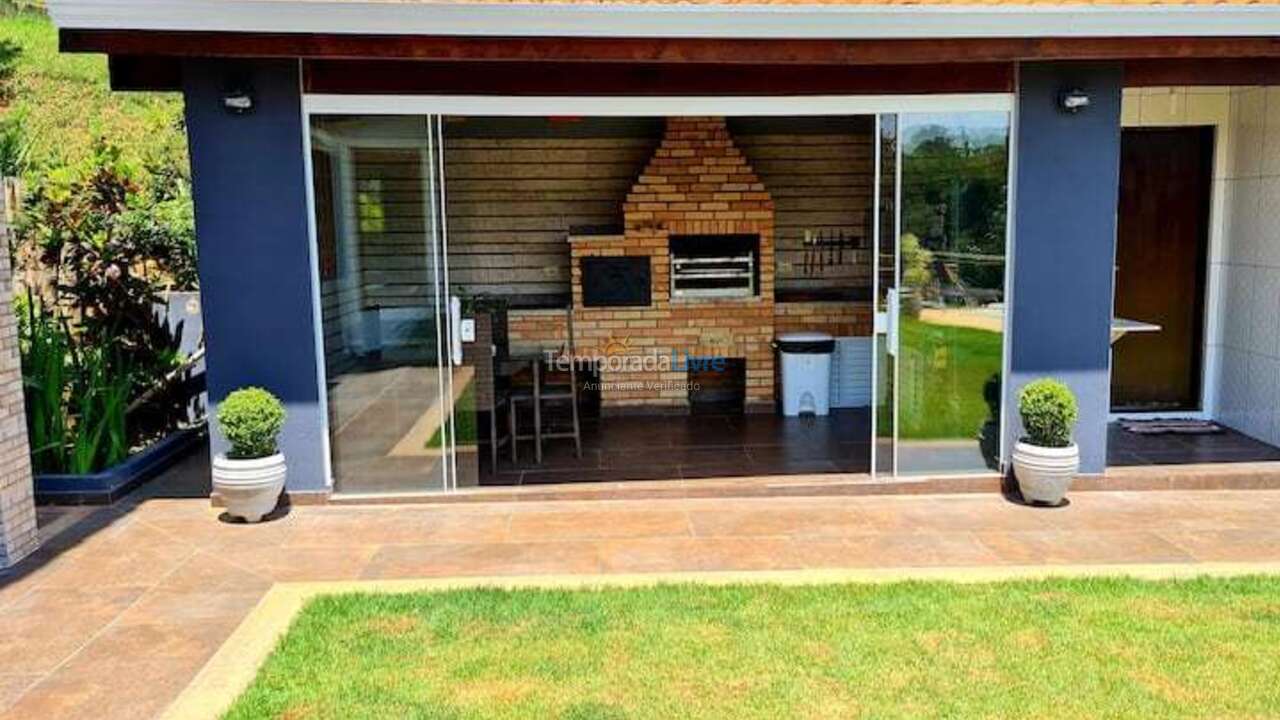 Granja para alquiler de vacaciones em Mairinque (Condomínio Porta do Sol)