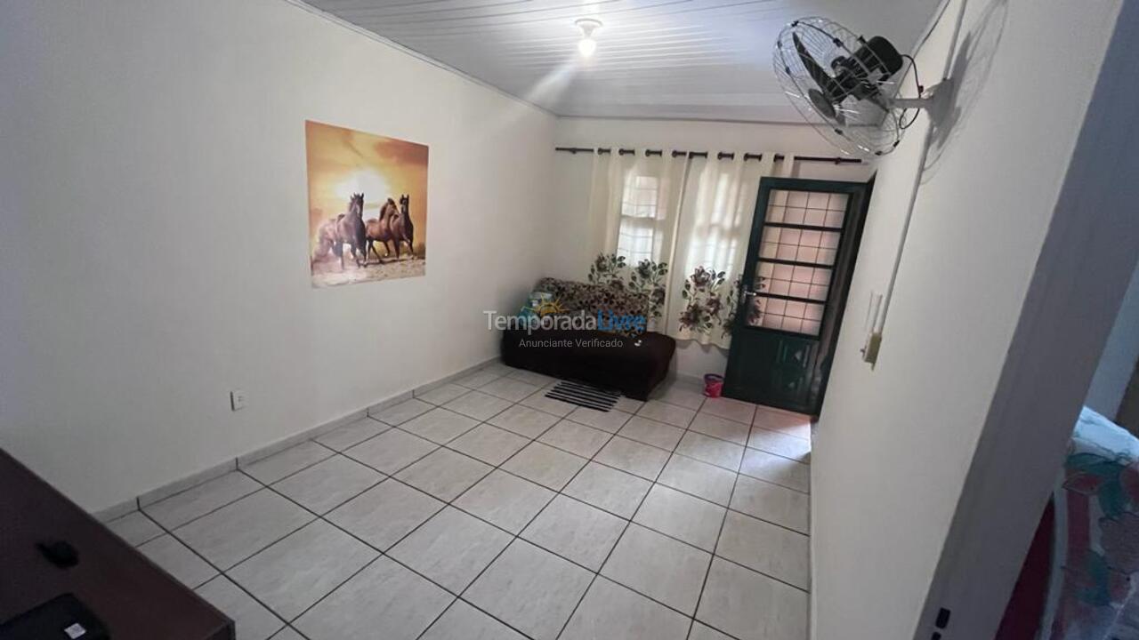 Casa para alquiler de vacaciones em Olímpia (Augusto Zangirolami)