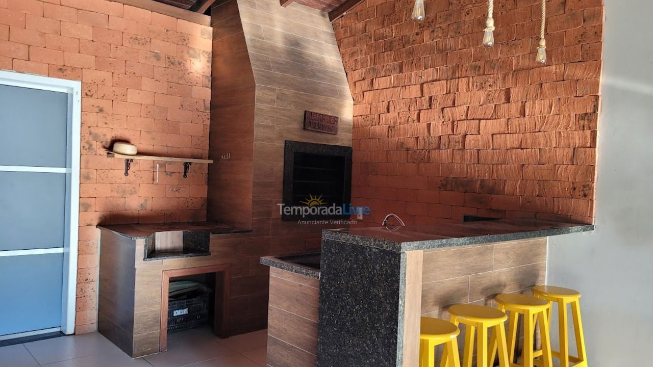Casa para alquiler de vacaciones em Bombinhas (Canto Grande)