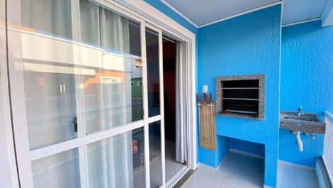 Apartamento 2 Dormitório em Bombas a 100 metros da Praia