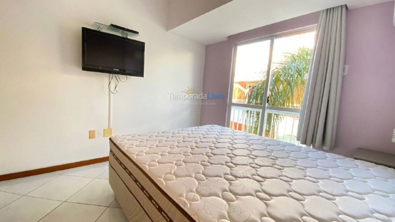 Casa para aluguel de temporada em Bombinhas (Praia de Bombas)