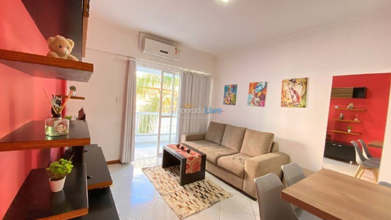 Casa para aluguel de temporada em Bombinhas (Praia de Bombas)