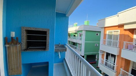 Apartamento 2 Dormitório em Bombas a 100 metros da Praia