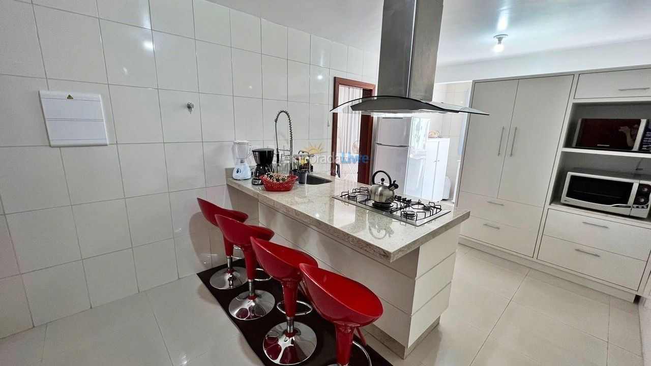 Apartment for vacation rental in Balneário Camboriú (Praia Central)