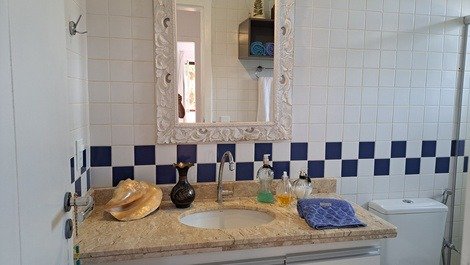 Banheiros com boas toalhas , limpinho ! chuveiros novos