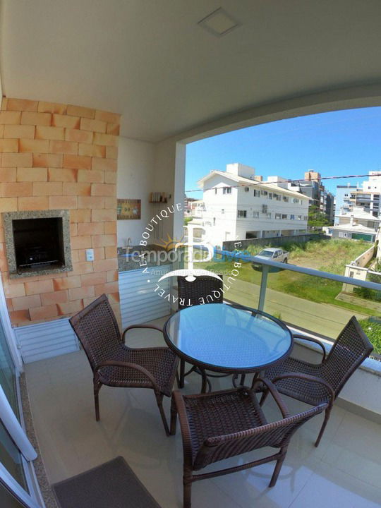 Apartamento para alquiler de vacaciones em Governador Celso Ramos (Praia de Palmas)