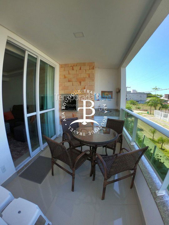 Apartamento para alquiler de vacaciones em Governador Celso Ramos (Praia de Palmas)