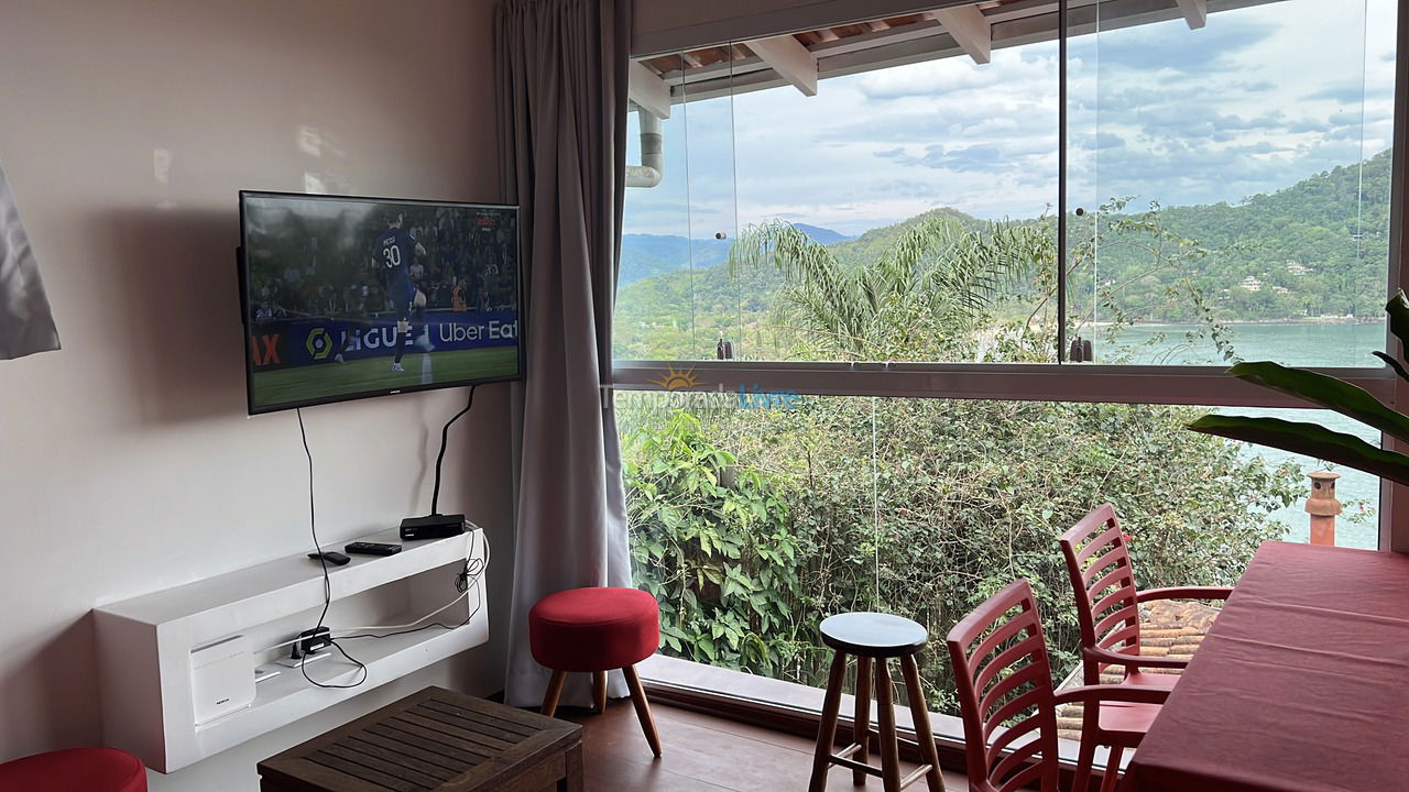 Casa para alquiler de vacaciones em São Sebastião (Barra do Sahy)