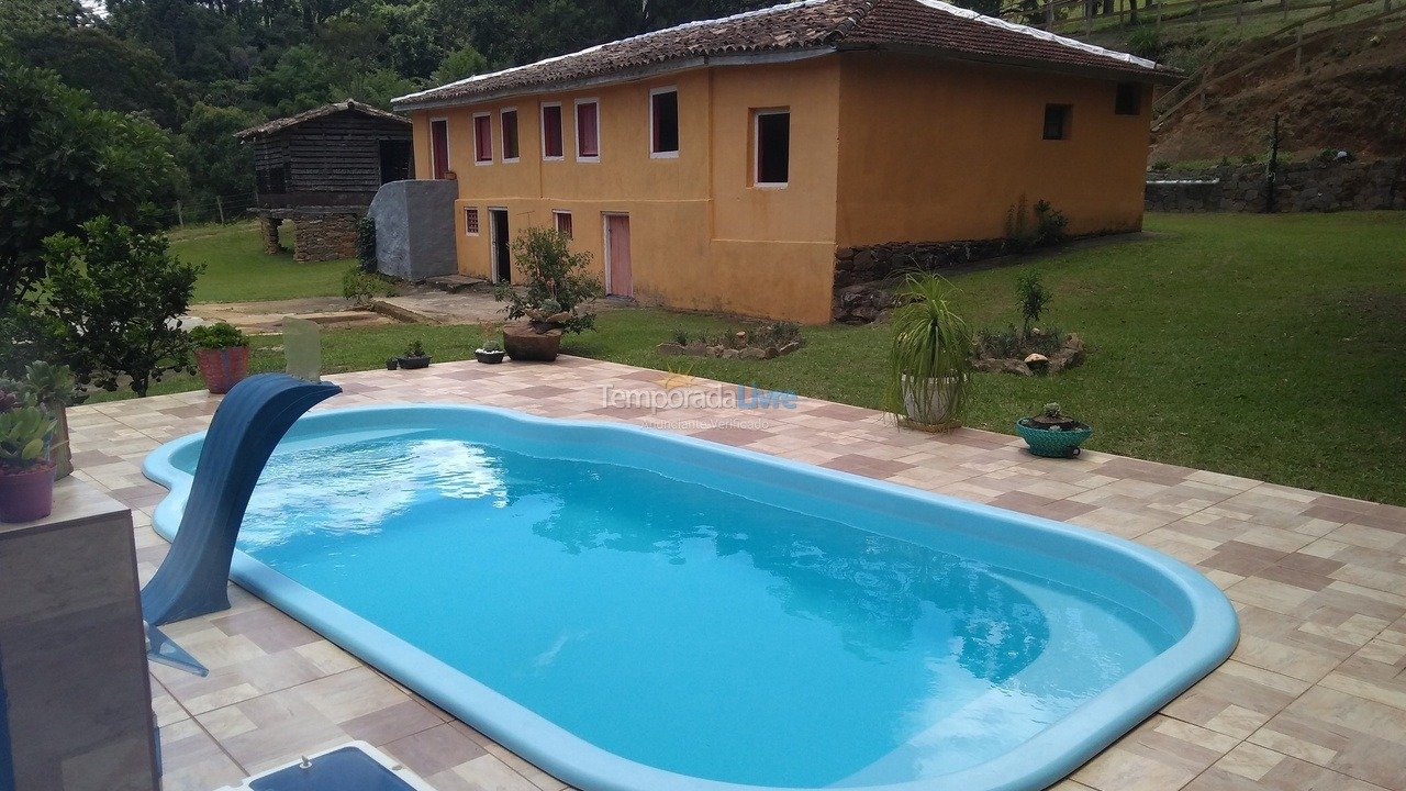Ranch for vacation rental in Cunha (Bairro Barra do Bié)