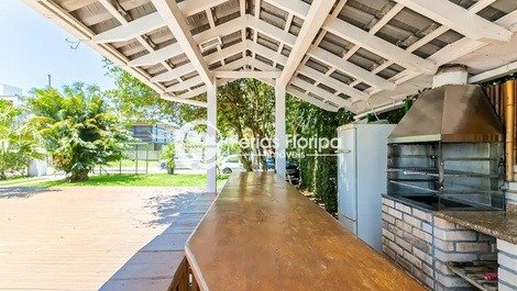 Wonderful house with pool, beach front in gated community