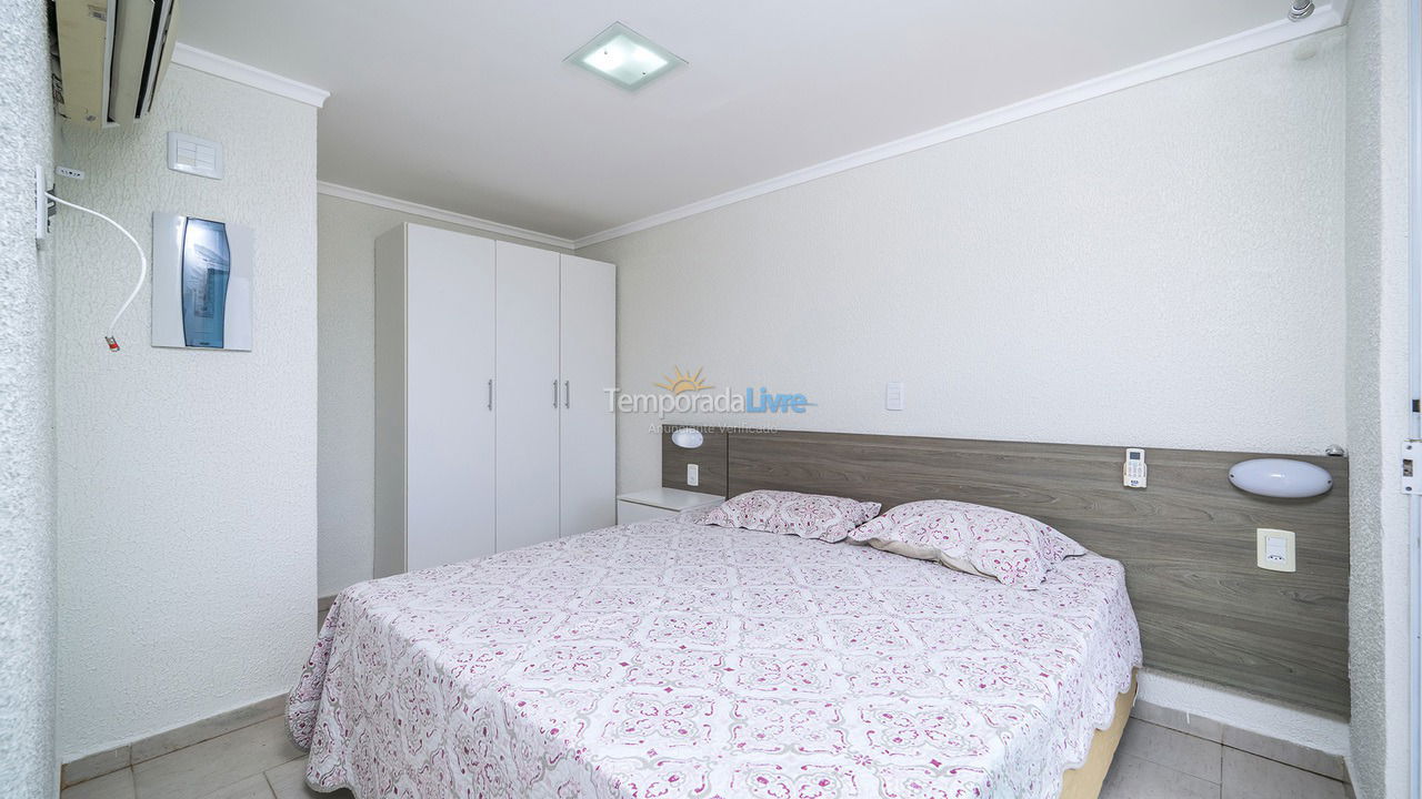 Apartment for vacation rental in Bombinhas (Praia de Bombas)