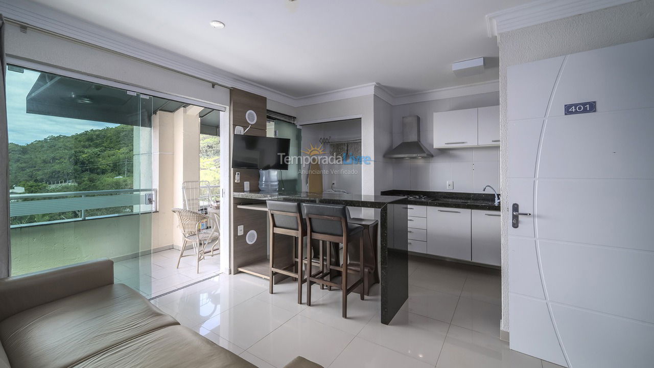 Apartment for vacation rental in Bombinhas (Praia de Bombas)