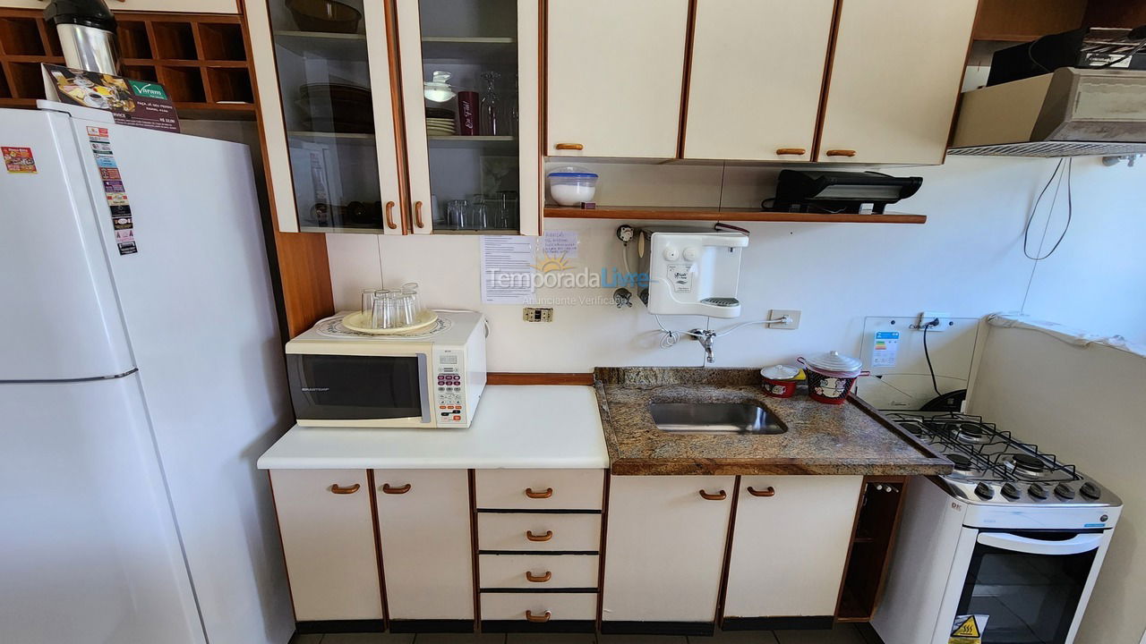 Apartamento para aluguel de temporada em Guarujá (Pitangueiras)