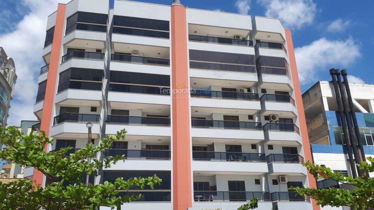 Apartamento para aluguel de temporada em Itapema (Meia Praia)