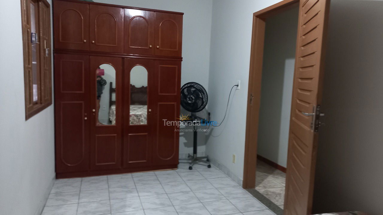Casa para alquiler de vacaciones em Guarapari (Setiba)