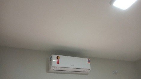 2 quartos com ar condicionado novo