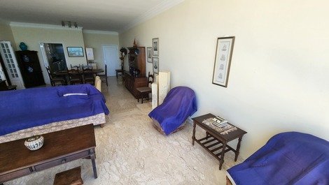 Beautiful apt 3 aux bedroom suites., front, 10 feet, 200 m2 au, 1 vacancy