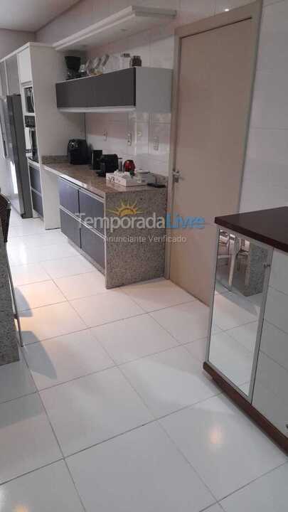 Casa para aluguel de temporada em Florianopolis (Jurerê Internacional)