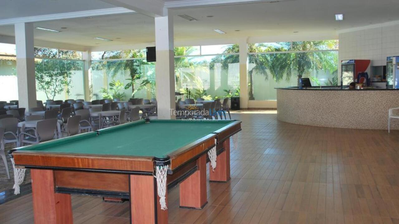 Apartamento para aluguel de temporada em Caldas Novas (Ingresso Acqua Park Incluso Meses de Agosto E Setembro)