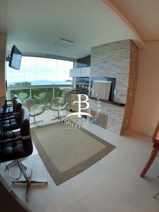 Apartment for vacation rental in Governador Celso Ramos (Praia de Palmas)