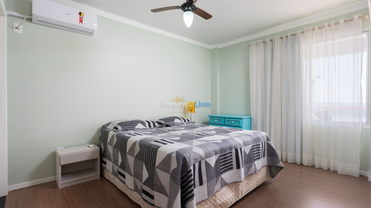 Apartamento para aluguel de temporada em Itapema (Meia Praia)