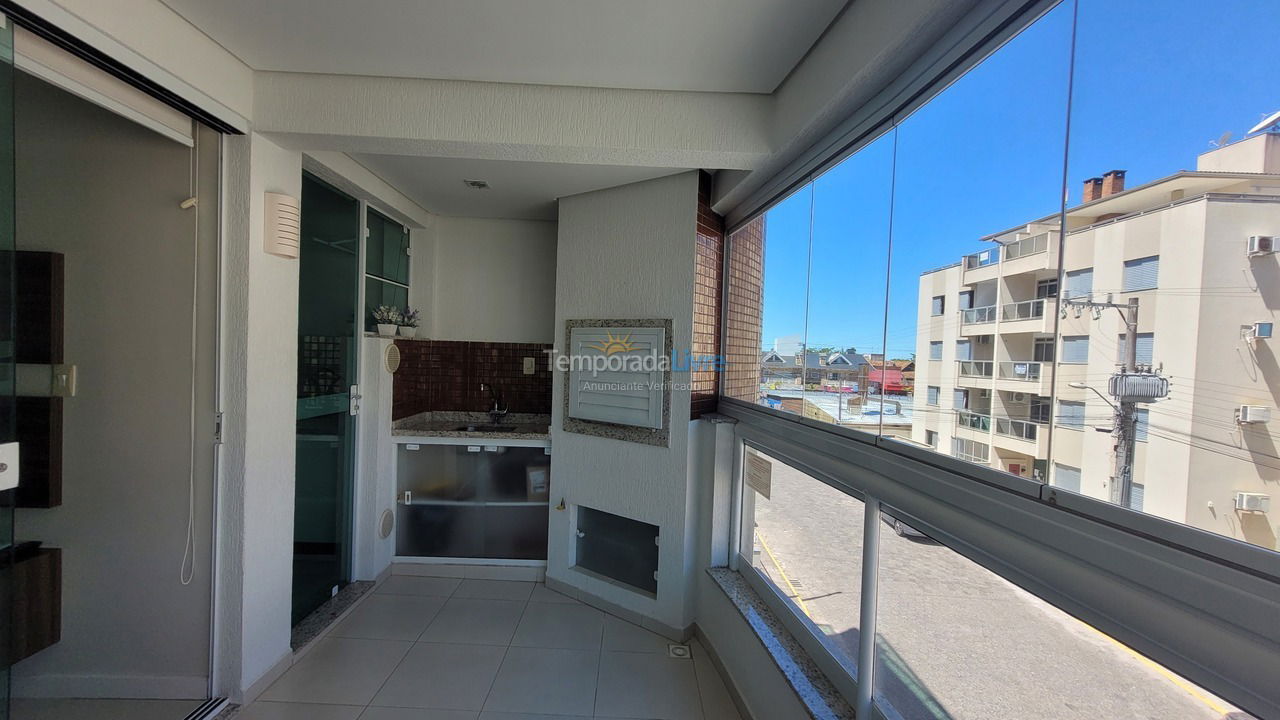 Apartamento para aluguel de temporada em Bombinhas (Praia de Bombas)