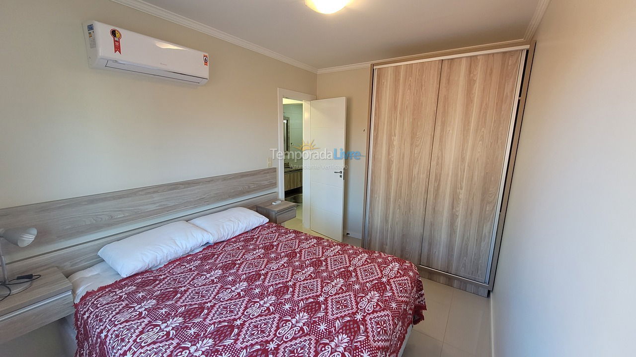 Apartamento para alquiler de vacaciones em Bombinhas (Praia de Bombas)