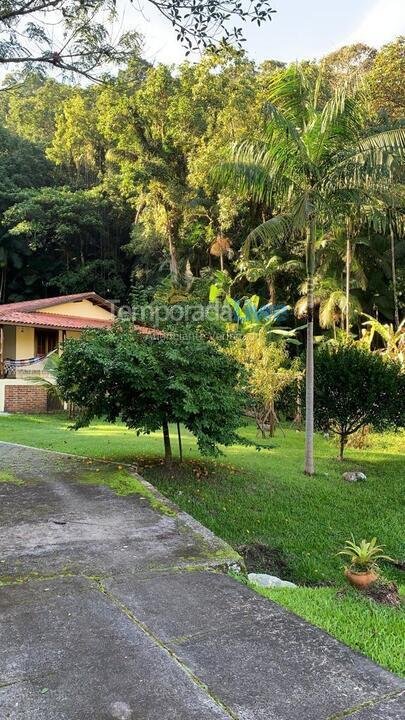 House for vacation rental in Guaratuba (Balneário Prainha)