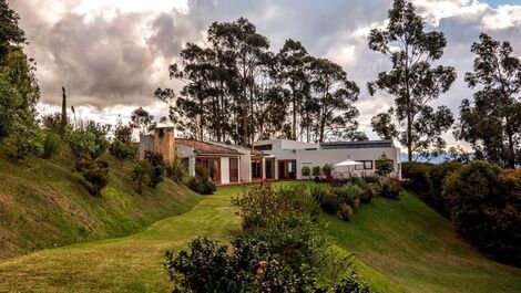 Bog197 - Country villa with beautiful view in Bogotá