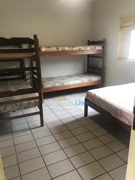 Apartamento para aluguel de temporada em Guarapari (Praia do Morro)