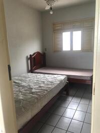 Apartamento 2°andar á 2 minutinhos do mar.