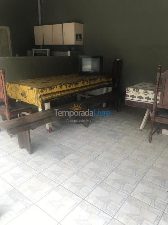 Apartamento para aluguel de temporada em Guarapari (Praia do Morro)