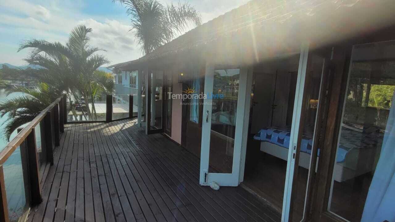 House for vacation rental in Florianópolis (Barra da Lagoa)