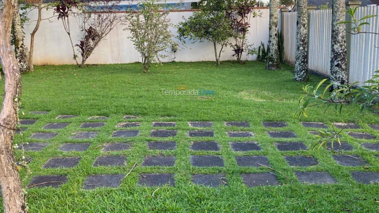 Casa para aluguel de temporada em Pontal do Paraná (Balneário de Grajaú)