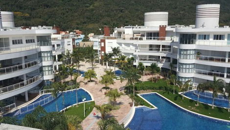 Resort de lujo - 03 suites - frente al mar - Cachoeira do Bom Jesus