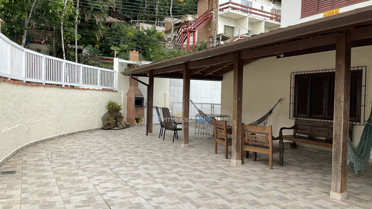 House for vacation rental in Ubatuba (Praia Grande)