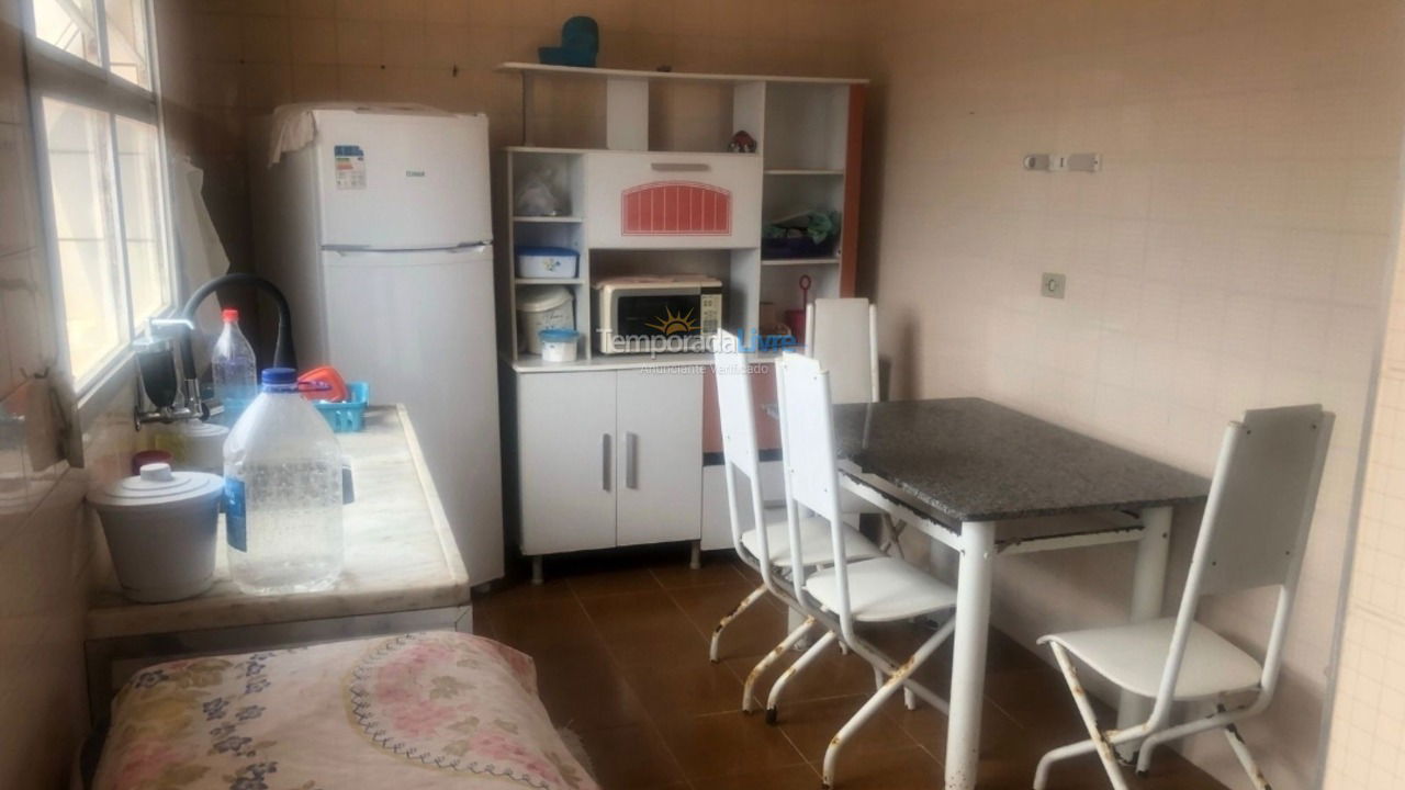 Apartamento para alquiler de vacaciones em Mongaguá (Jd Jussara)