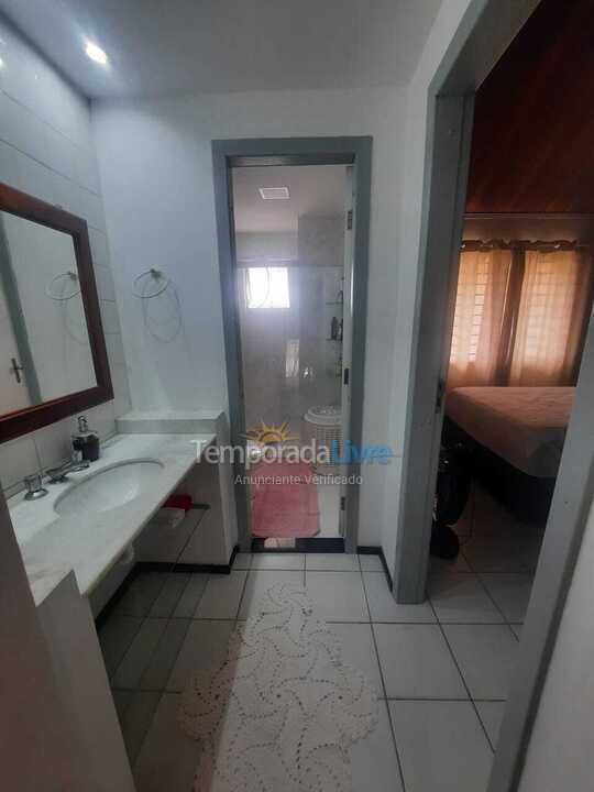 Casa para aluguel de temporada em Matinhos (Caiobá)