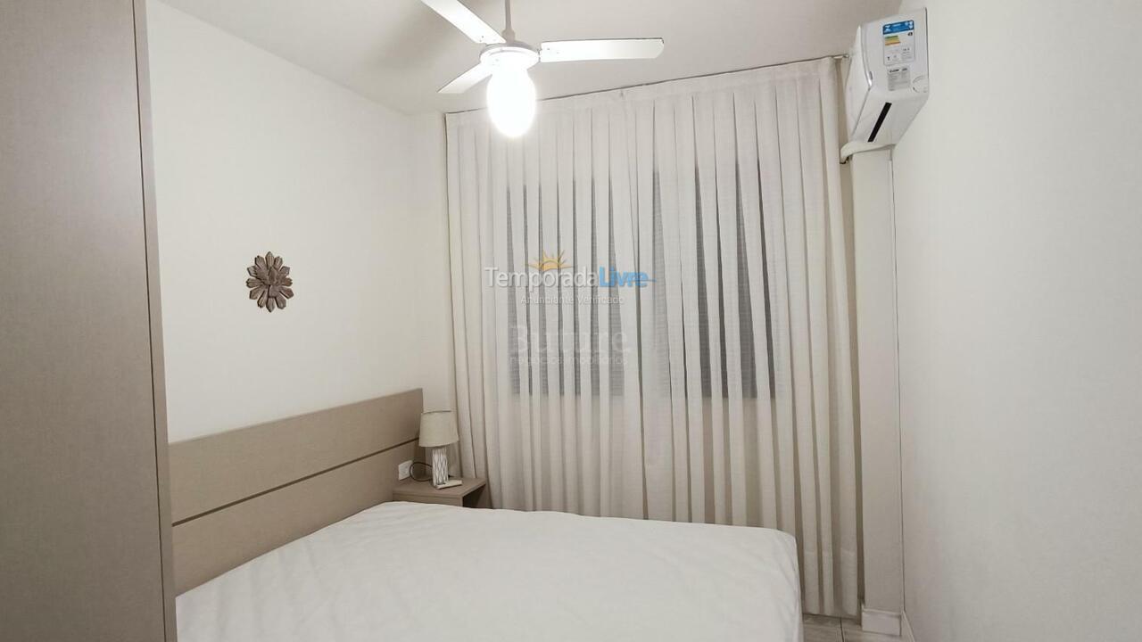 Apartment for vacation rental in Itapema (Meia Praia)