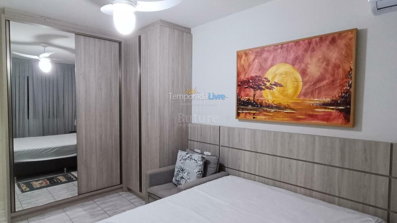 Apartment for vacation rental in Itapema (Meia Praia)