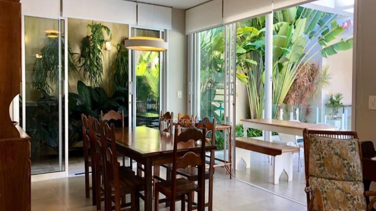 Casa para alquiler de vacaciones em Bertioga (Riviera de São Lourenço)