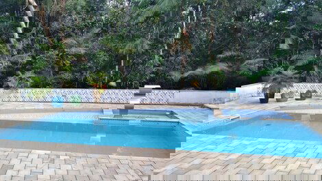 Casa para alugar em Bertioga - Praia de Guaratuba