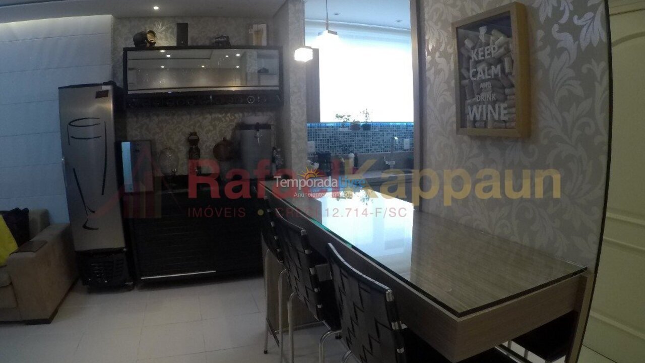 Apartamento para aluguel de temporada em Florianopolis (Canasvieiras)