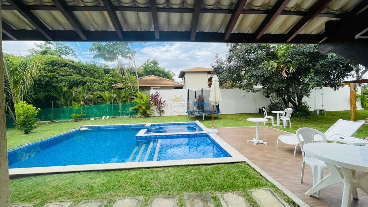 Casa para aluguel de temporada em Mata de São João (Praia do Forte)