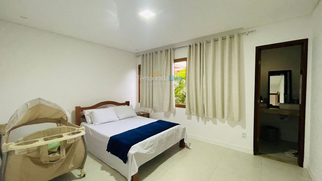 Casa para aluguel de temporada em Mata de São João (Praia do Forte)
