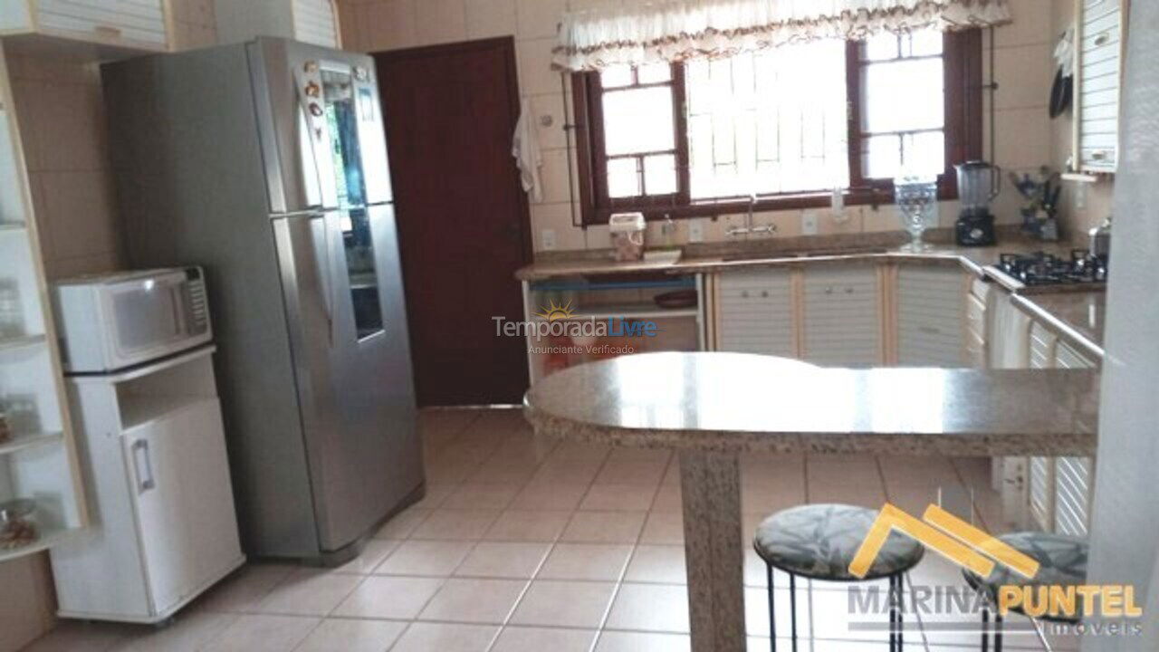 House for vacation rental in Florianópolis (Jurere Tradicional)