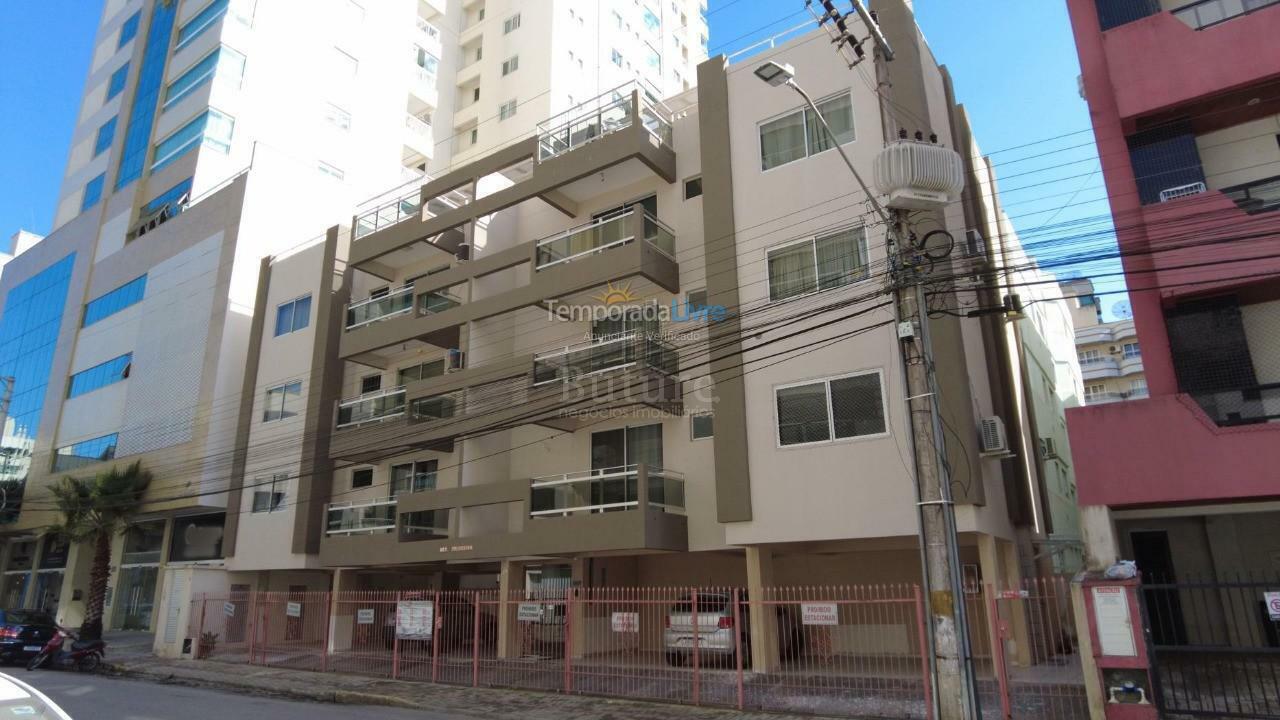Apartamento para aluguel de temporada em Itapema (Meia Praia)