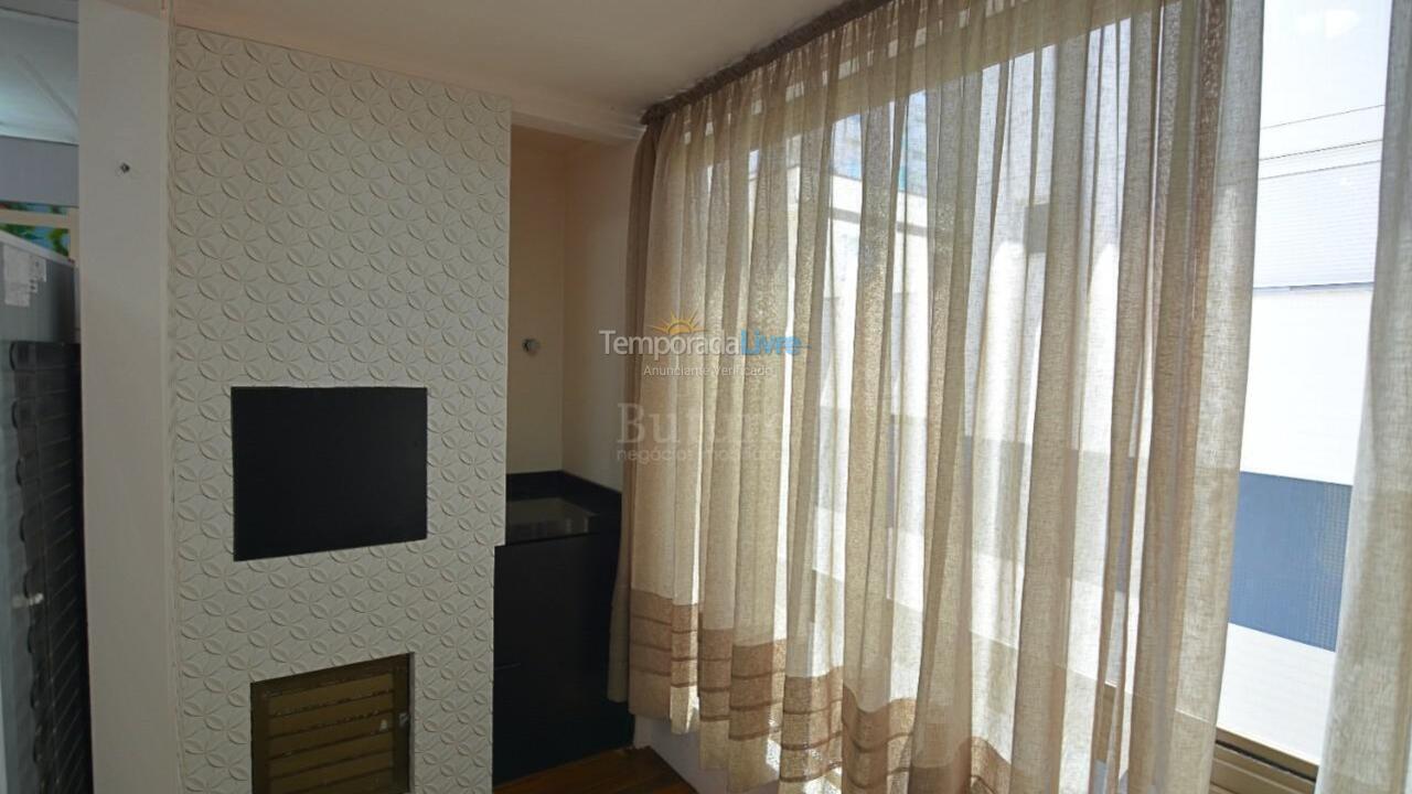 Apartamento para aluguel de temporada em Itapema (Meia Praia)