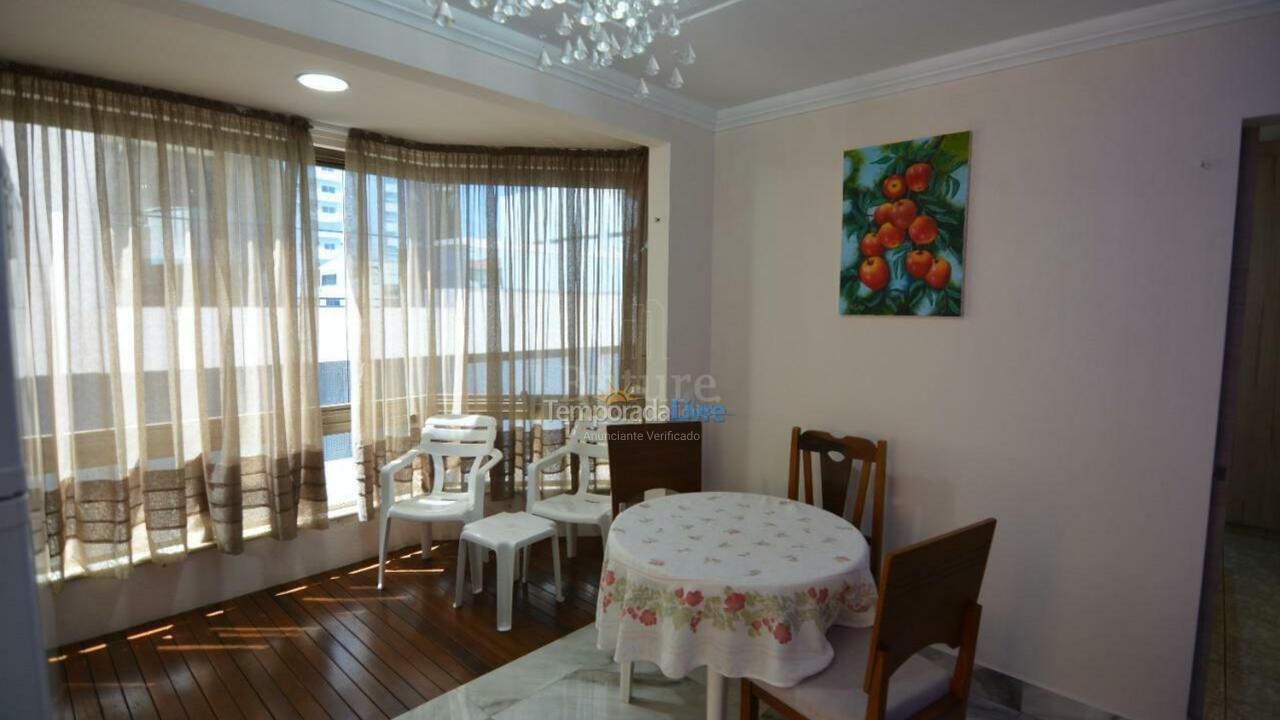 Apartment for vacation rental in Itapema (Meia Praia)