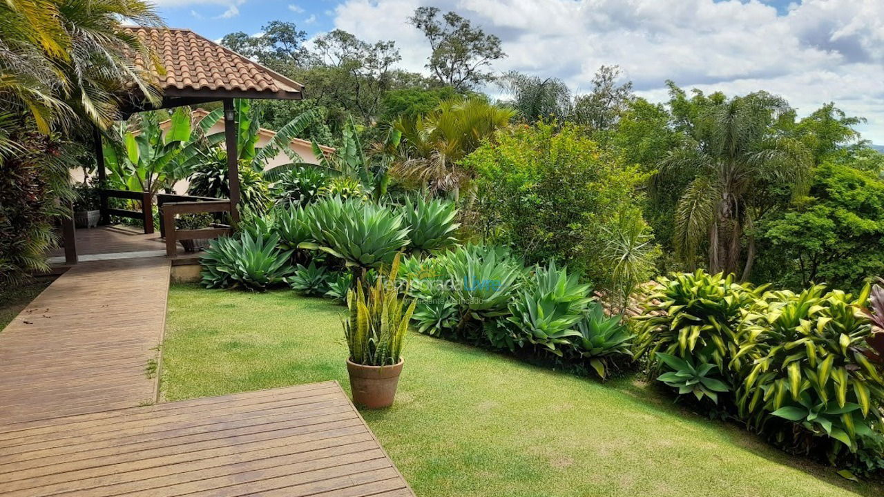 Chácara / sítio para aluguel de temporada em São Roque (Planalto Verde)